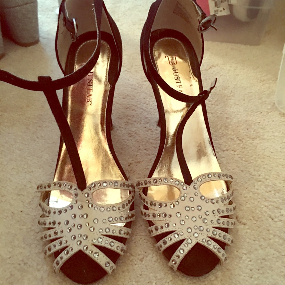 Open toe sandal